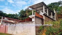 Iriri ( Lagoa )- Casa Com Amplo Terreno De 300M².
