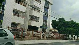 Oportunidade!! Baixouu!! Apartamento Em Candeias, 2 +1 ,Nascente, 3 Andar Escadas