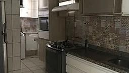 Aluga-Se 1 Apartamento Com 3 Quartos No Condomínio Residencial Terra Bella.