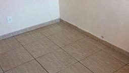 Alugo Quarto Com Banheiro.