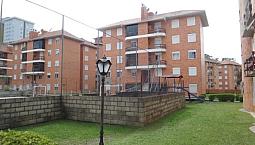 Apartamento Com Varanda!