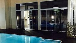Casa Para Aluguel Com 350 Metros Quadrados Com 3 Quartos Em Pedra Branca - Palhoça - Sc