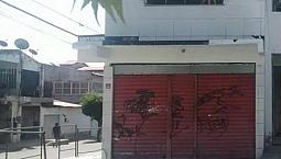 Vendo Ou Troco Em Carro Um Duplex Com Ponto Comercial Casa Cim 4 Compartimentos