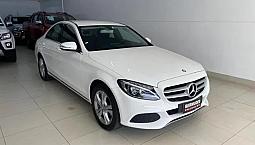 Mercedes C-180 Exclusive 2016/2016 - 28.000 Km
