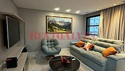 Apartamento Mobiliado Com 2 Dormitórios, Sendo 1 Suíte, Escritório Com Possibilidade De Tr