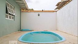 Casa  Bem Localizada 