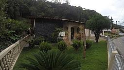 Casa Para Aluguel, 4 Quartos, 2 Suítes, 3 Vagas, Primeiro De Maio - Brusque/Sc