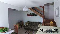 Casa 1 Dorm. - Bairro Centro