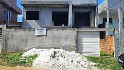 Excelente Oportunidade, Casa Em Fase De Acabamento Com 5/4, Uma Linda Suíte.