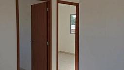 Ágio Térreo 2 Quartos No Condomínio Viena 1, Terraço Coberto E Corrediço