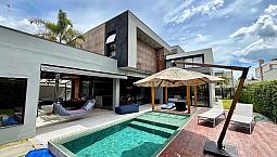 Casa Moderna Reserva Do Paratehy - Urbanova - 4 Dormitórios - 560m²