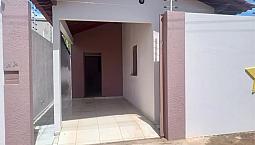 Aluga-se Casa No Bairro Asa Branca