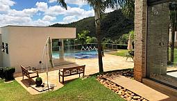 Casa Para Venda No Condomínio Quintas Do Morro Com 4 Quartos - 580 M² De Área Construída