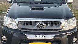 Hilux Toyota