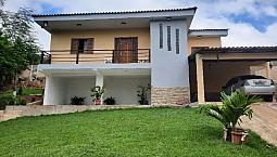 Casa No Bairro Areia Branca.