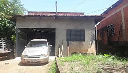 Vende-Se Casa