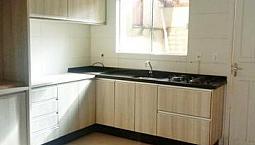 Sobrado Geminado Com Cozinha Planejada Na Zona Sul