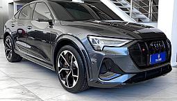 Audi E-Tron Sportback Perf Black Elétrico 