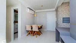 Belíssimo Apartamento Seminovo Desocupado 2Dor/Quartos São João - Porto Alegre - Rs