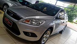 Focus Hatch 1.6L - Prata - 2012
