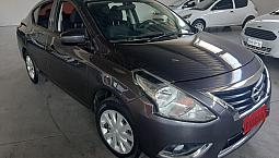 Nissan Versa S 1.0 12V 17/17