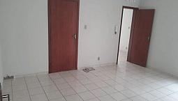 Alugo Apt Espaçoso No Iguaçu. Ótima Localização.