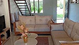Casa Linear Em Condomínio, Com Acabamentos De Qualidade.