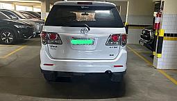 Toyota Hilux Sw4 Sr 4X2 2.7/ 2.7 Flex 16V Aut. 2015