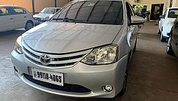 Toyota Etios Platinum 1.5 Flex 16V 5P Mec. 2014