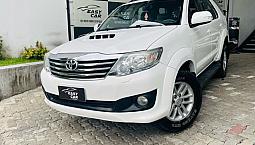 Hilux Sw4 Srv 2013 4X4 Diesel. 