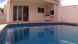 Sobrado Com Linda Piscina