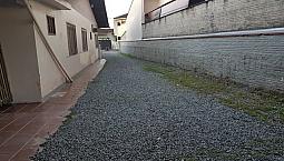 Casa Fundos, Parte Baixo De Sobrado 