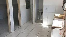 Alugo Barracao / Casa /  Kitnet 2 Quartos Jardim Nova Era   Para 02 Pessoas