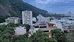 Apartamento Para Venda Possui 143 Metros Quadrados Com 4 Quartos