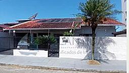 Casa Camboriú 