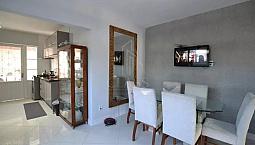 Class Vende E Aluga Casa Com 306M², 4 Quartos, E 2 Vagas No Menino Deus