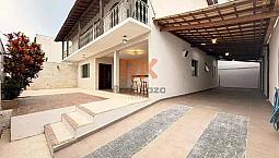 Casa Linear De Alto Padrão Localizada Em Uma Região Privilegiada Do Bairro Santa Amélia