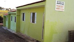 Casas Colombo Divisa Santa Candida