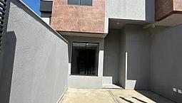 Casa Com 3 Quartos 1 Suíte 2 Vagas A Venda,170M2 Por R$ 545.000
