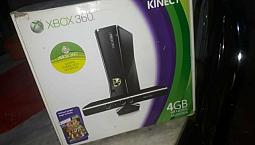 Xbox 360 R$500,00