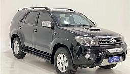 Toyota Hilux Sw4 2009 3.0 Srv 4X4 7 Lugares 16V Turbo Intercooler Diesel 4P Automático