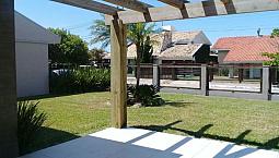 Casa Nova Em Atlantida (A Duas Quadras Do Nacional)