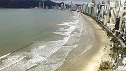 Frente Mar Em Predio Com Piscina !!!