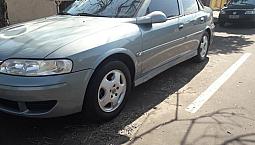 Vendo Vectra 8V