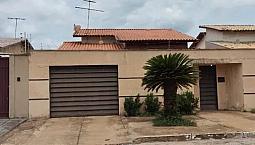 Vendo Casa  1004 Sul Valor  450.000,Oo