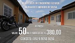Casa Em Condomínio 