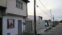 2 Casas No Pq Santana, Mondubim