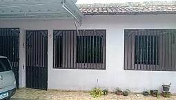 Casa No Marco, 1 Suíte C/ Split + 3/4, 3 Banheiros, 2 Salas, Garagem Coberta, Área Interna