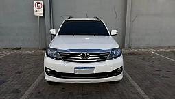 Toyota Hilux Sw4 Sr 4X2 2.7/ 2.7 Flex 16V Aut. 2013
