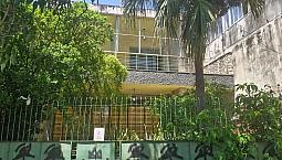 Casa Para Venda Tem 921 Metros Quadrados Com 5 Quartos
